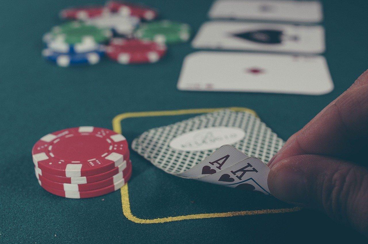 Comment choisir un bon casino pour jouer au blackjack